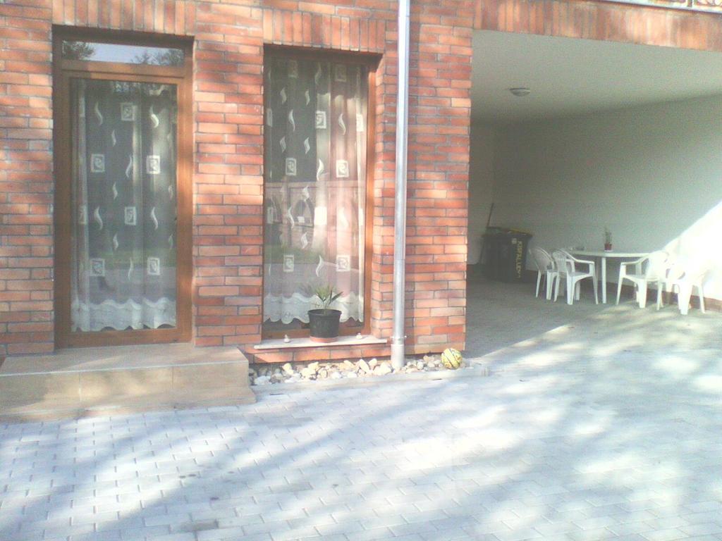 Bastya Apartmanhaz Sárvár 外观 照片